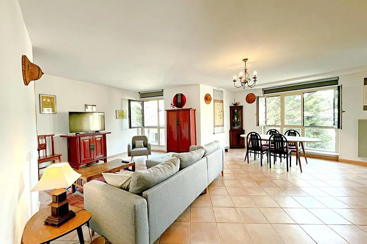 Apartment 3 Bedroom - Heart Of Annecy - No Wifi France