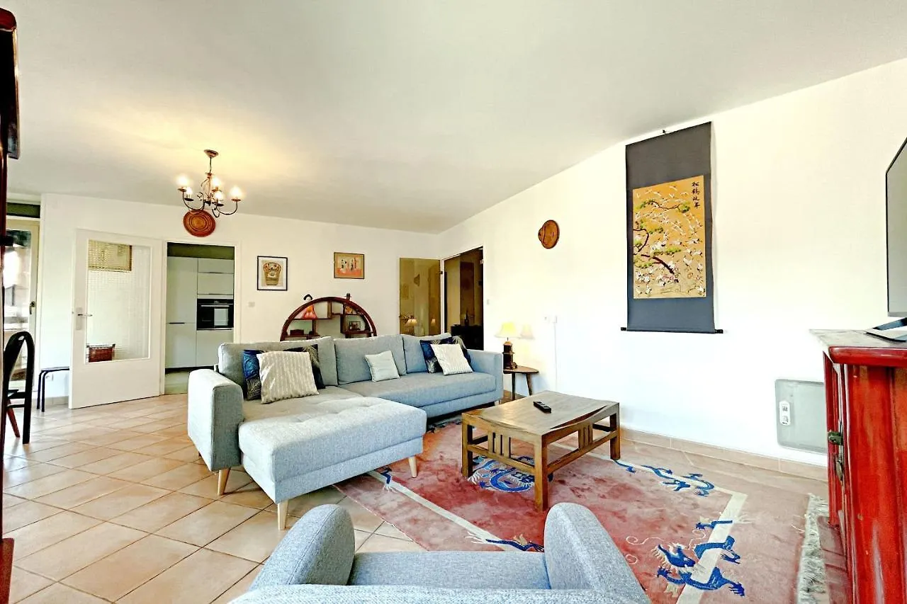 Apartment 3 Bedroom - Heart Of Annecy - No Wifi